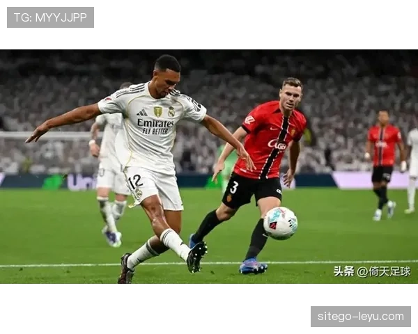 瓦伦西亚管理层决策争议持续，球队稳定性面临考验，对赛季走势形成制约